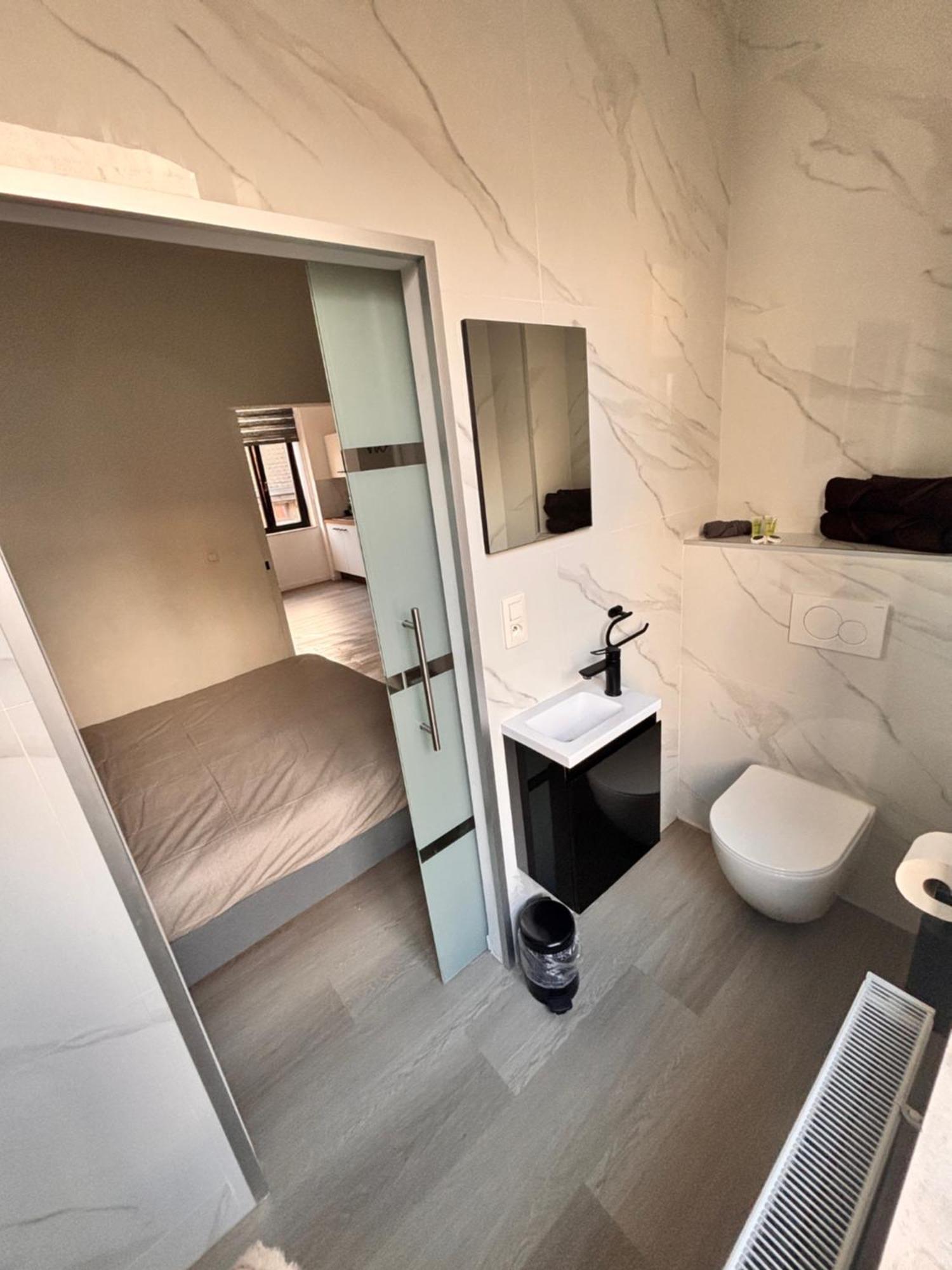 Foursuites Liege Exterior photo